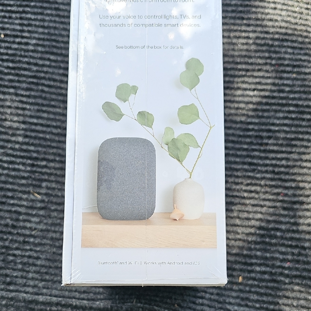 Google Nest Audio Speaker in Charcoal - Picture 3 of 4